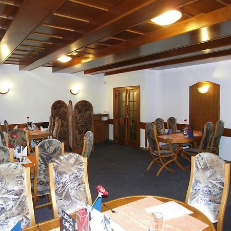 Penzion A Restaurace U Veterana Frenštát pod Radhoštěm Eksteriør billede