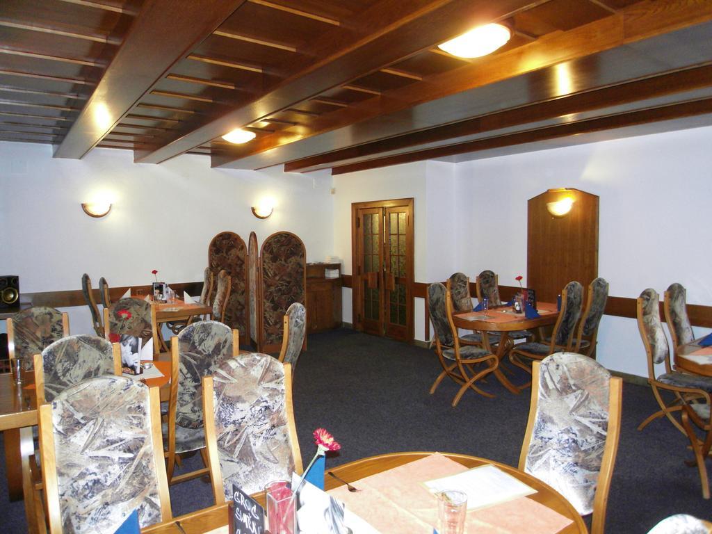 Penzion A Restaurace U Veterana Frenštát pod Radhoštěm Eksteriør billede